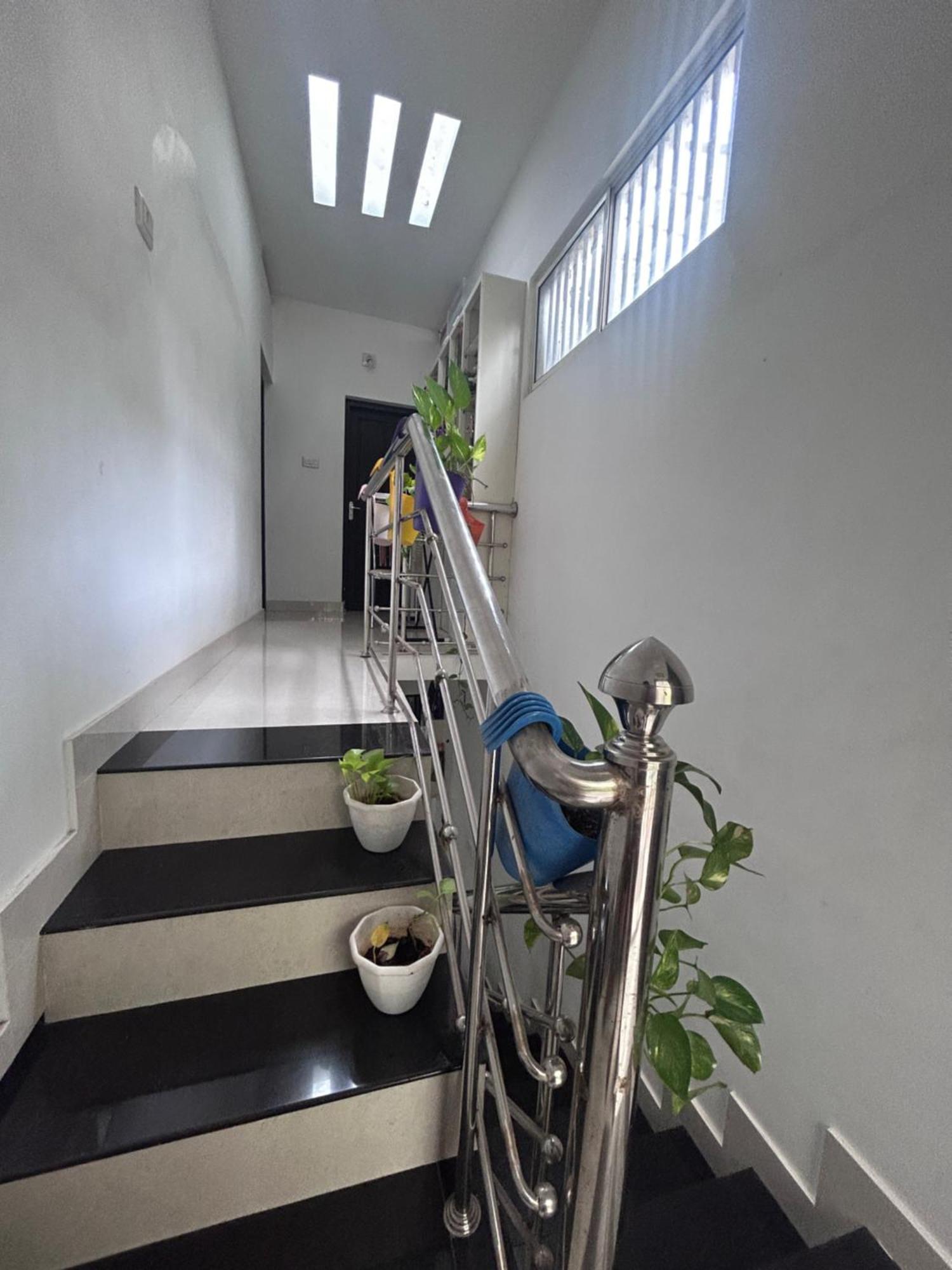 Chaithritha Ladies Homestay Thiruvananthapuram Екстериор снимка
