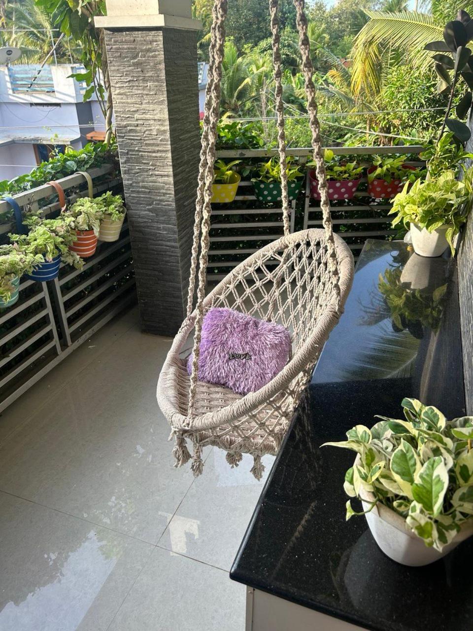 Chaithritha Ladies Homestay Thiruvananthapuram Екстериор снимка
